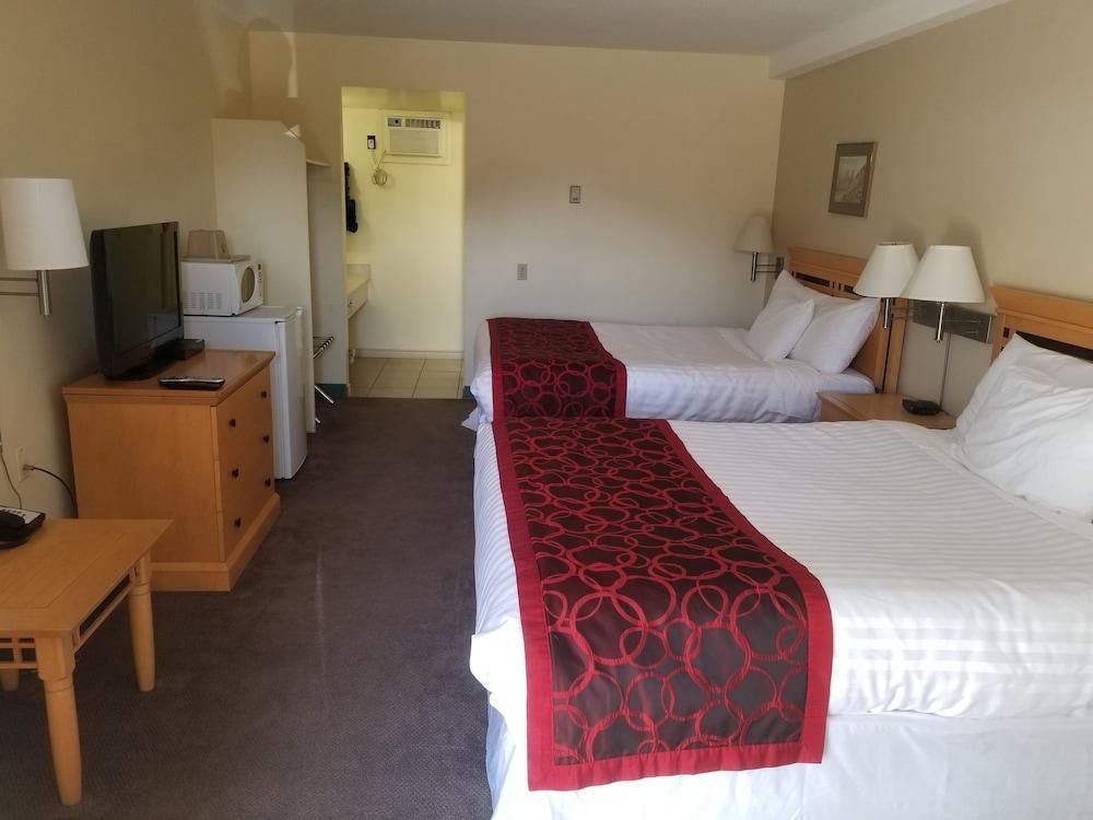 Canada'S Best Value Desert Inn & Suites Cache Creek Exteriör bild