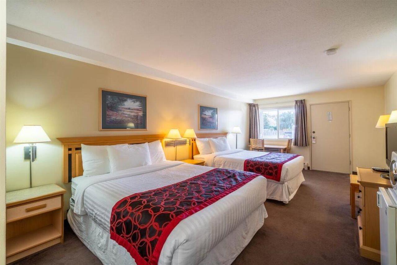 Canada'S Best Value Desert Inn & Suites Cache Creek Exteriör bild